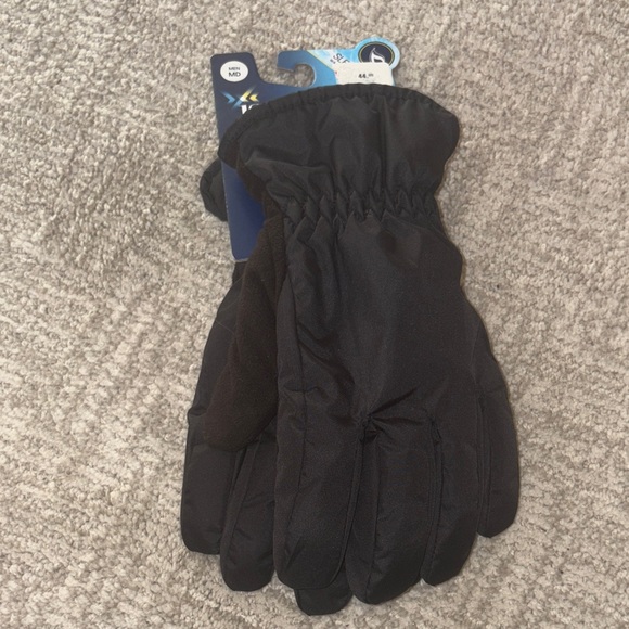 isotoner Other - Isotoner Black Winter Gloves